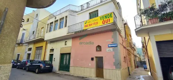 Quadrilocale via Giordano 4, Rutigliano