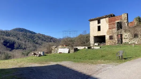 Casale via Di Villa Pardini Lucca, Lucca