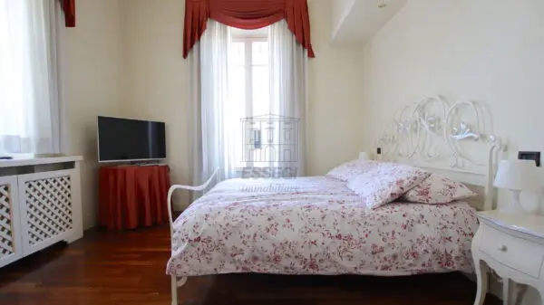 Immagine per Villa in vendita a Lucca viale Pacini 35