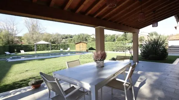 Villa via Di San Ginese, Capannori