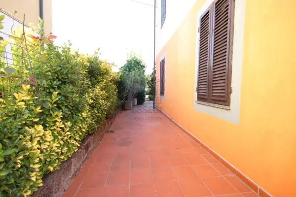 Villa via Della Santissima Annunziata 859, Lucca