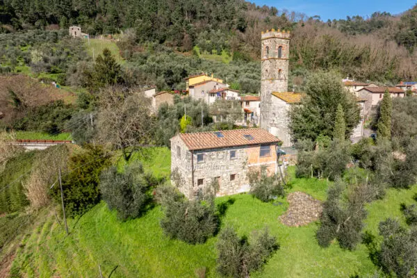 Casale via Del Calissi 18, Pescaglia