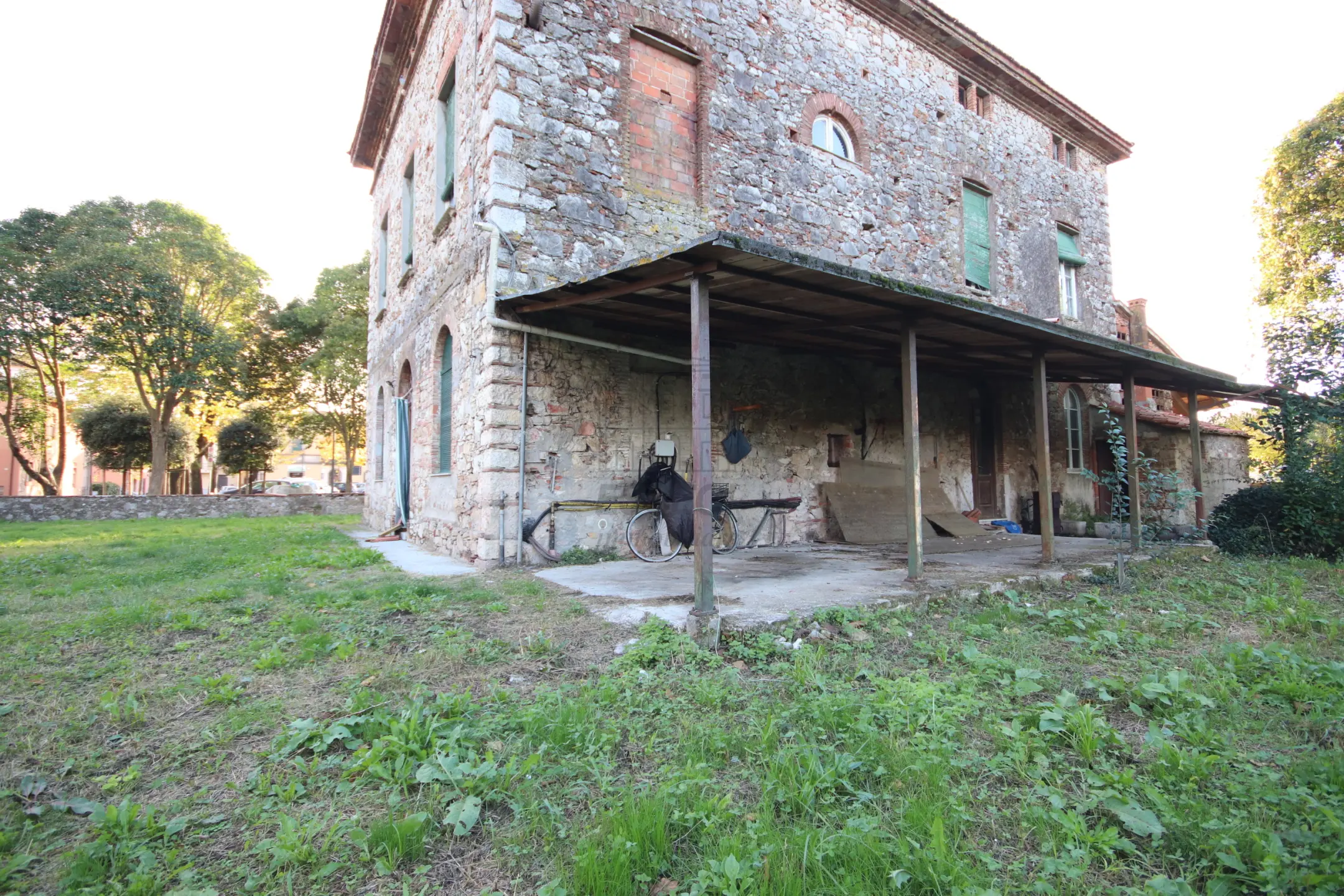Immagine per Casale in vendita a Lucca via Di Nozzano 611