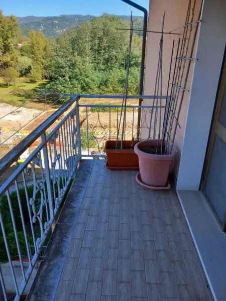 Monolocale via Cisa, Sarzana