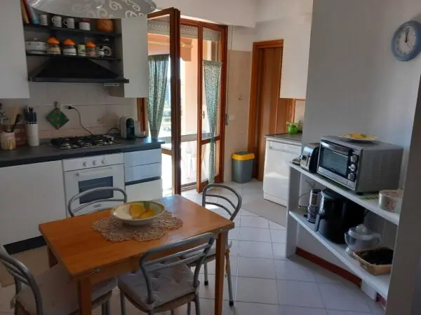 Monolocale via Cisa, Sarzana