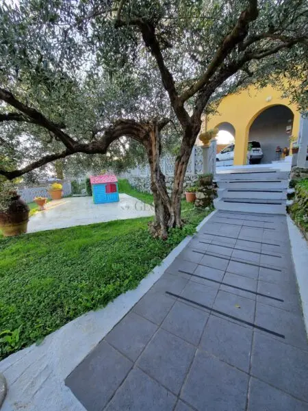 Villa via Genova 523, La Spezia