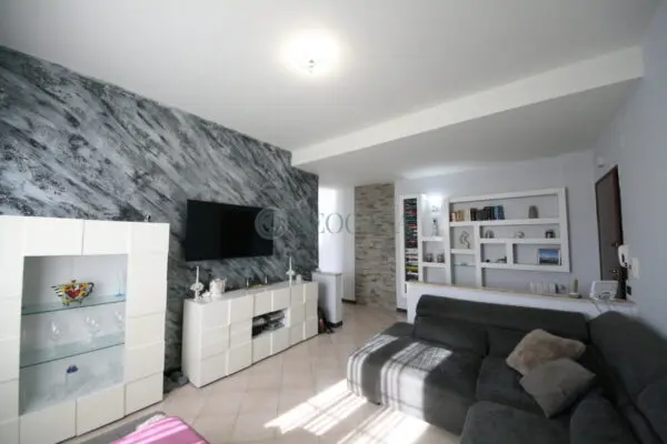 Trilocale via Pianagrande 25, La Spezia