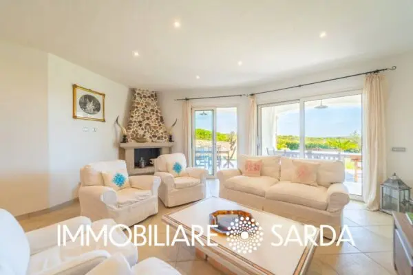 Villa via Panoramica Per Baragge, Padru