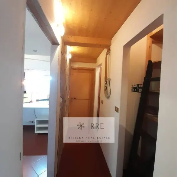 Appartamento via Accame, Pietra Ligure