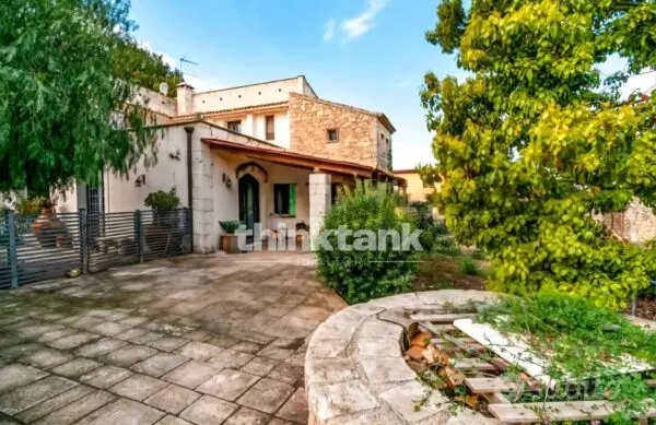 Villa via Traversa Fontana Mortella, Siracusa