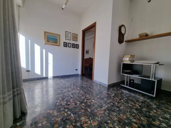 Appartamento via Adige, Cagliari
