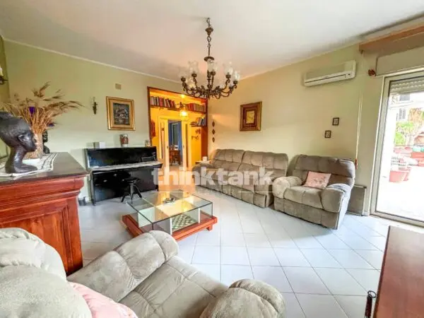 Appartamento via Montesanvito, Siracusa