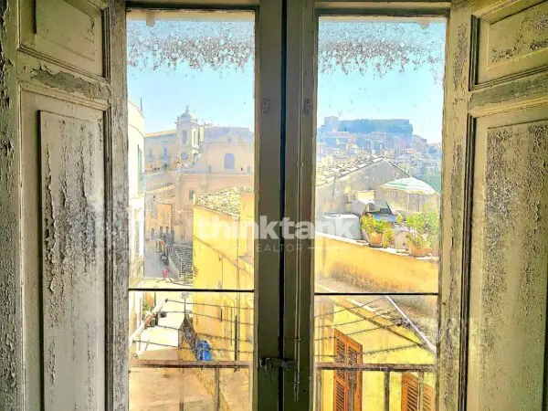 Casa Indipendente via Scale 33-35-37, Ragusa