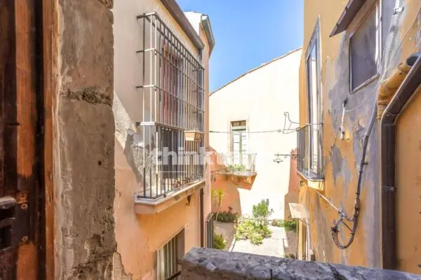 Casa Indipendente via Porta Modica, Ragusa