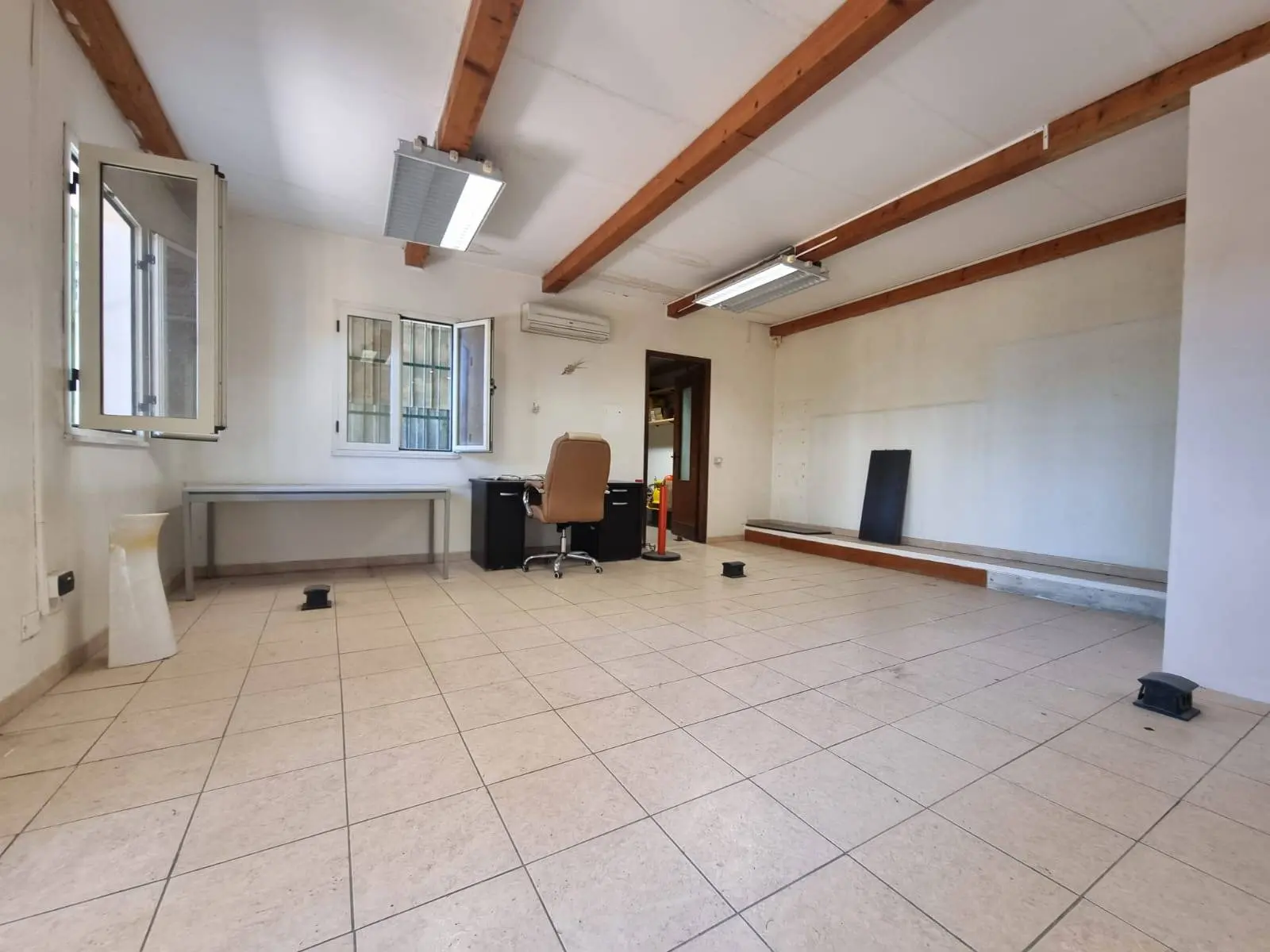 Immagine per Locale Commerciale in vendita a Cagliari Via Dell'Agricoltura 