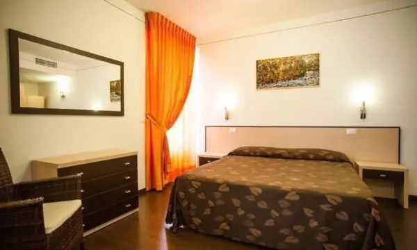 Albergo/Hotel via Della Battaglia 16, Anghiari