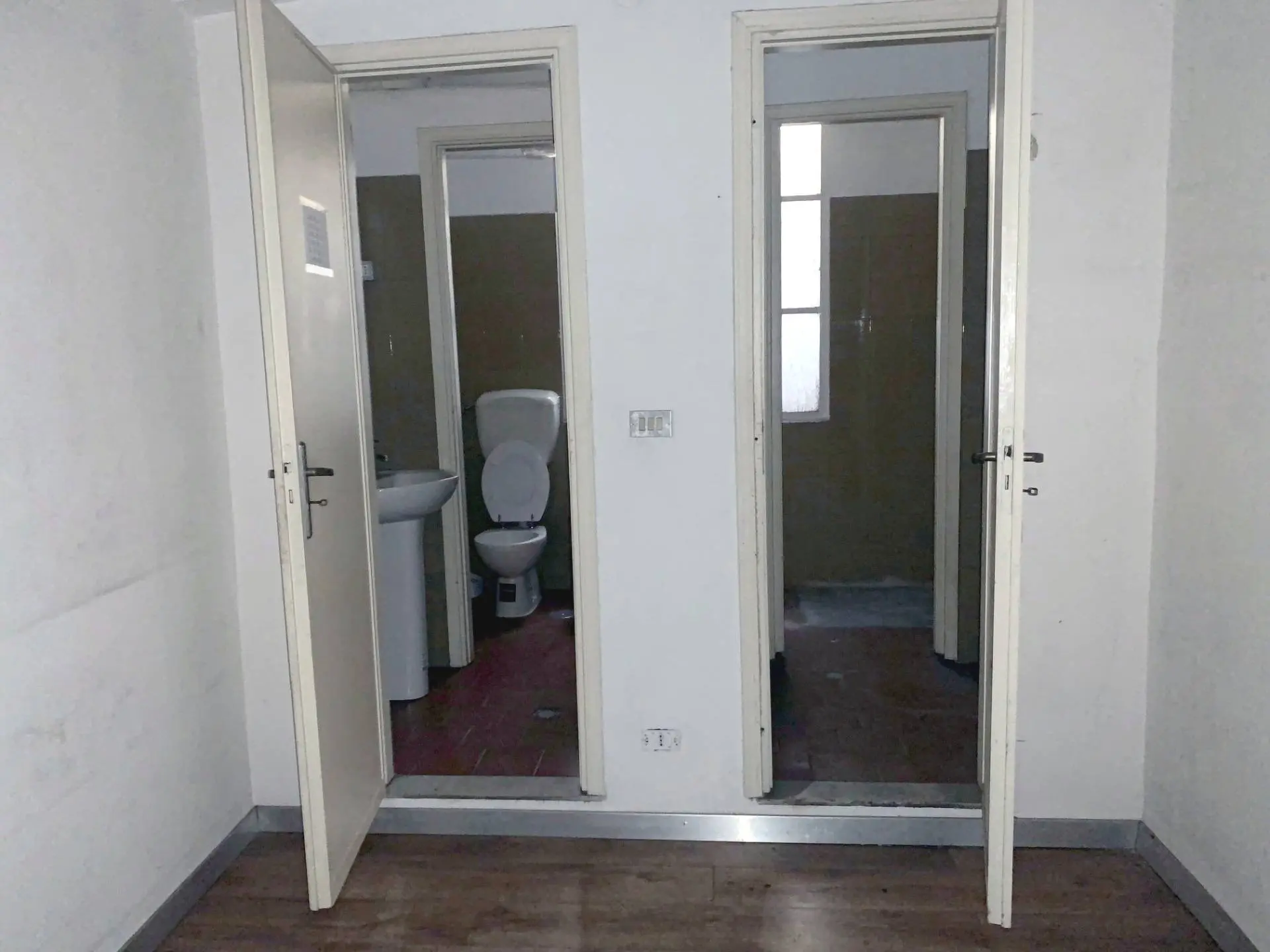 Immagine per Locale Commerciale in vendita a Torino Piazza Solferino 14