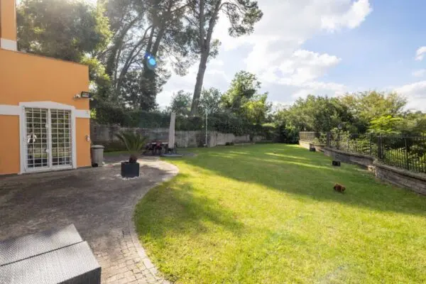 Appartamento via Di Grottarossa 1282, Roma