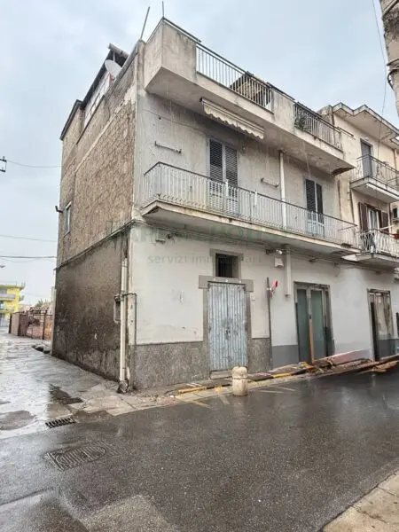 Casa Indipendente via Umberto I, Visciano