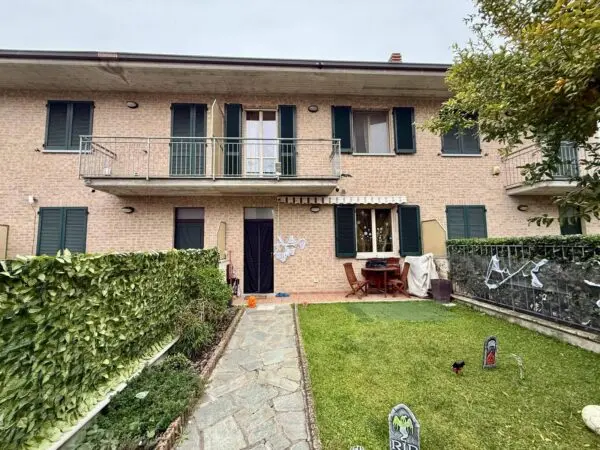 Villetta A Schiera via, Alessandria