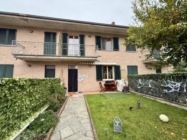 Villetta A Schiera via, Alessandria