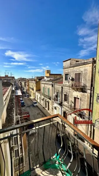 Appartamento via Isonzo 182/a, Siracusa