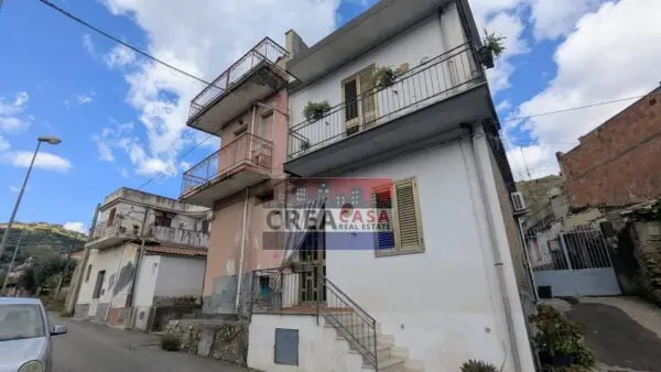 Casa Indipendente via Torrente Santa Beatrice, Calatabiano