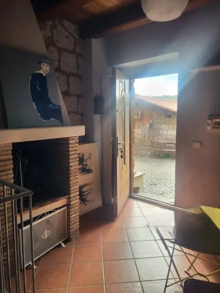 Casa Indipendente via Di Porta Canale 25, Vejano