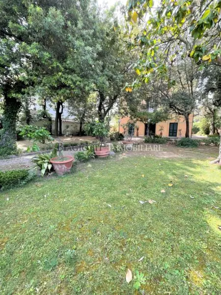 Villa via Elio Zeme 31, Antignano, Livorno