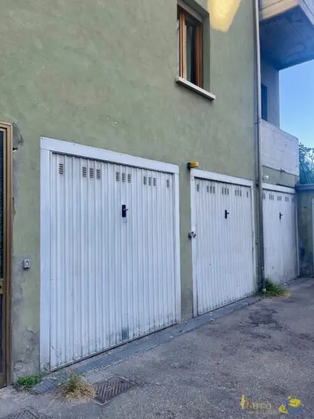 Garage viale Piacenza 18, Parma