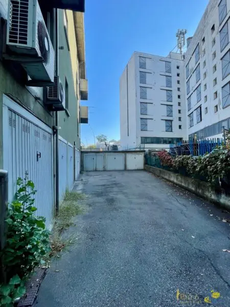 Garage viale Piacenza 18, Parma