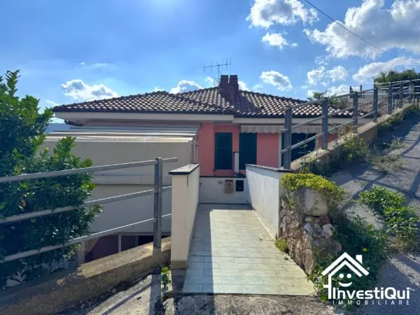 Bilocale via Giorni Santarò 105, Tovo San Giacomo