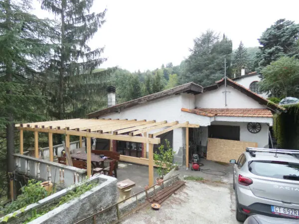Villa Trifamiliare via Villaggio Losio 390, Ponzone