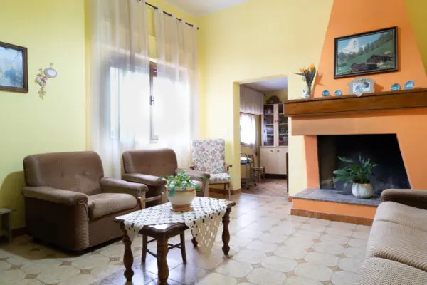 Villa Trifamiliare via Vittorio Emanuele, Uta