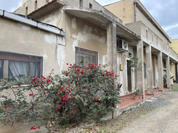 Villa Trifamiliare via Vittorio Emanuele, Uta