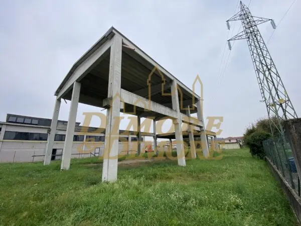 Industriale via 2 giugno, Borgo Ticino
