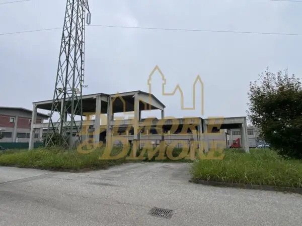Industriale via 2 giugno, Borgo Ticino