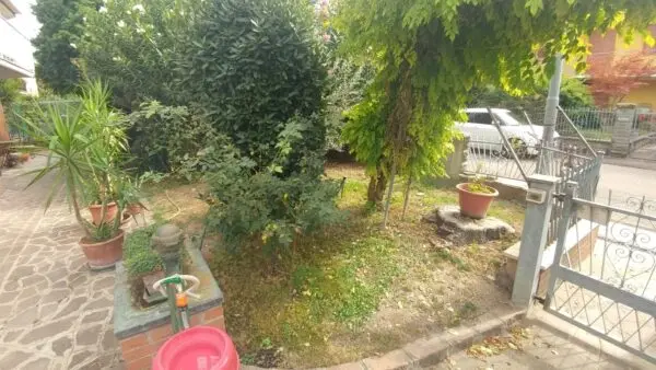 Porzione Di Casa via Della Primula 11, San Donnino, Modena