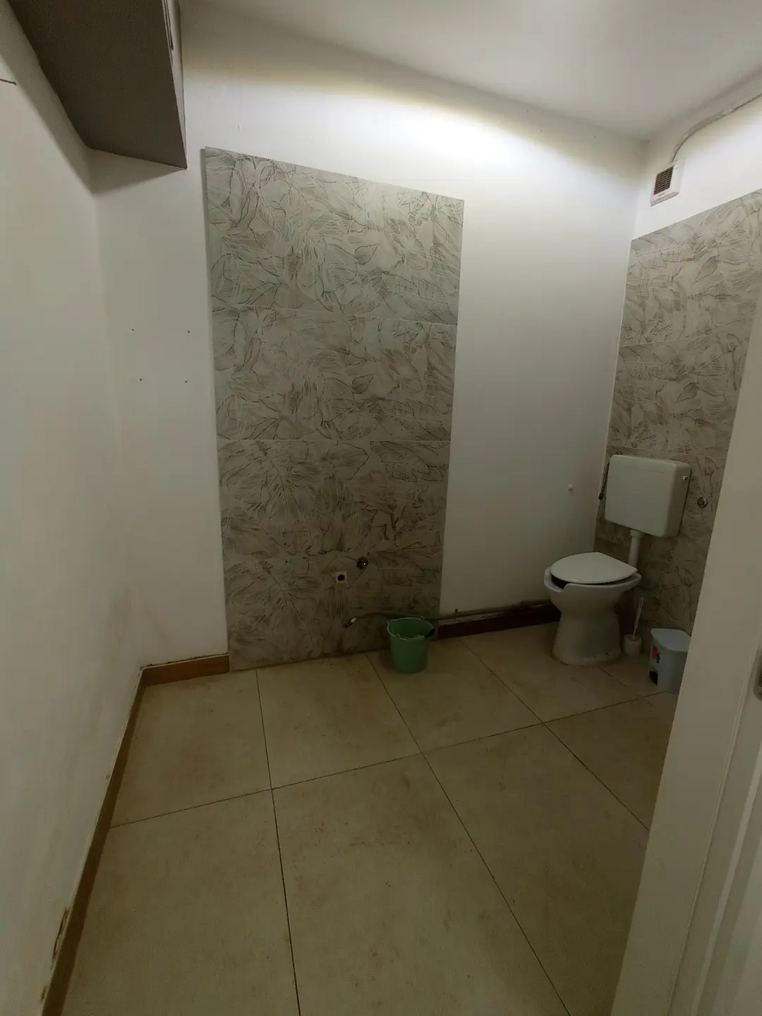 Immagine per Negozio in vendita a Modena