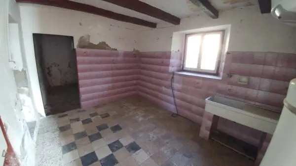 Rustico via Montalbano 3370, Zocca