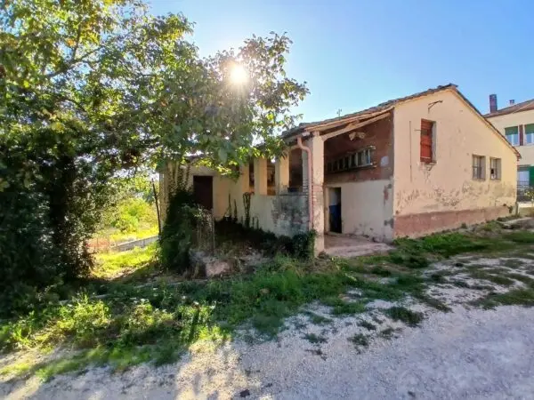 Magazzino strada Cecanibbio 9, Amelia