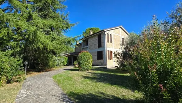Villa strada Di Poscargano 20, Terni
