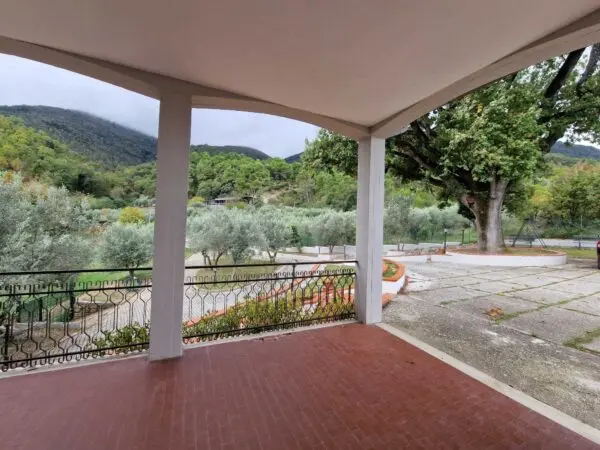 Villa via Località Fontanelle, Configni