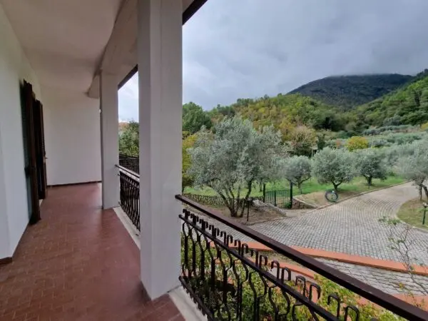 Villa via Località Fontanelle, Configni