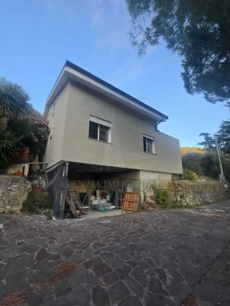 Villa via Turistica 186, Camporosso