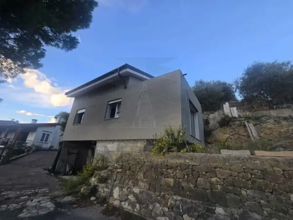 Villa via Turistica 186, Camporosso