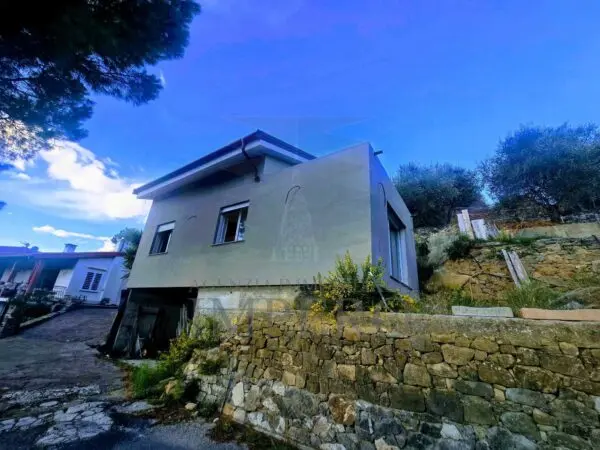 Villa via Turistica 186, Camporosso