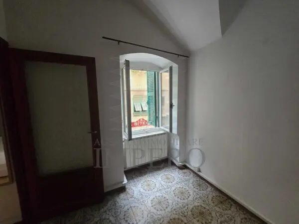 Trilocale via Giuseppe Garibaldi 9, Ventimiglia