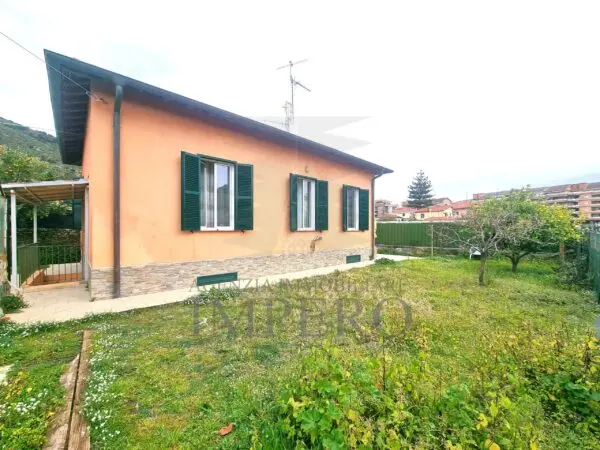 Villa Trifamiliare via Alla Spiaggia 21, Ventimiglia