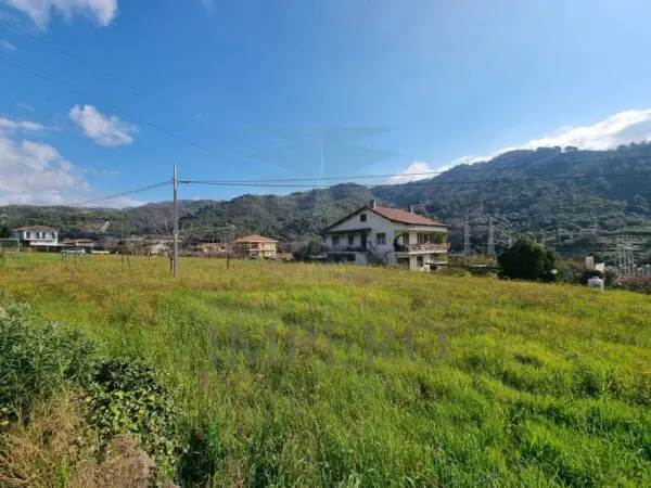 Area Verde via Udine 1, Camporosso